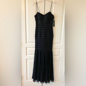 Betsy & Adam Long Mesh Gown - Black